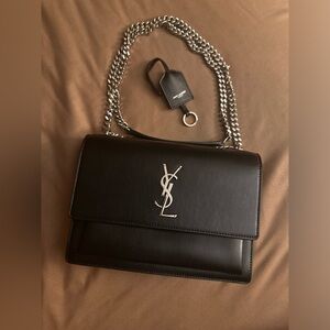 Saint Laurent Medium Sunset shoulder Bag